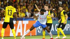 دوري أبطال أوروبا.. يونج بويز السويري يقهر اليونايتد في وقت قاتل