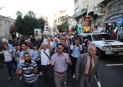 رام الله: القوى تنظم مسيرة إسناداً للأسرى