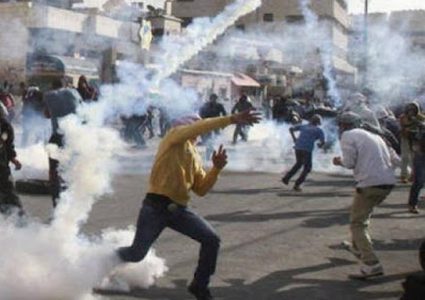 إصابات في مواجهات مع الاحتلال في مدينة الخليل