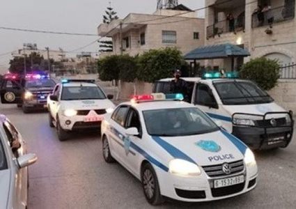 الشرطة تكشف ملابسات سرقة أموال ومصاغ ذهبي في نابلس