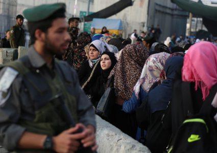 الاحتلال يمنع ذوي أسيرين من يعبد ومحامي هيئة الأسرى من زيارتهما