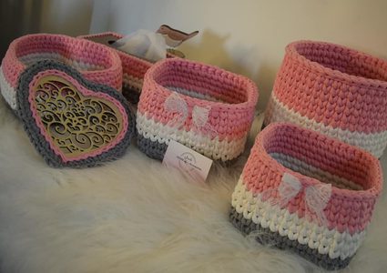 هديل أبو صالحة تبدع في تطوير فن الكروشيه ليناسب أذواق الجميع