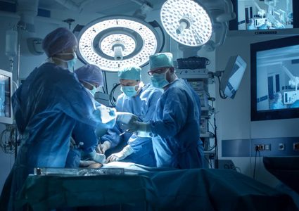 تطوير مادة جديدة لتسهيل إجراء  العمليات الجراحية