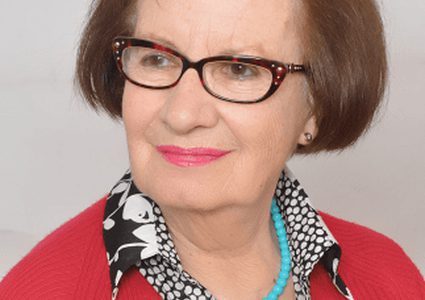 الاتحاد العام للكتّاب ينعى الكاتبة والأكاديمية إلهام أبو غزالة