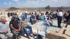 الاحتلال يدمر لوازم مسجد قرية صرفند المهجرة