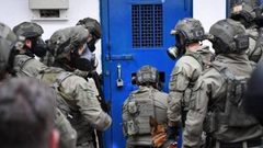 نادي الأسير: عشرات الأسرى يعانون من آثار التنكيل وعمليات القمع