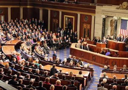 عضو كونغرس يطرح تعديلاً لوقف بيع أسلحة أميركية للاحتلال