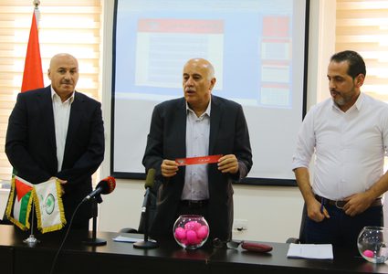 الرجوب يسحب قرعة دوري الاحتراف الجزئي