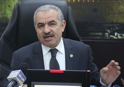 اشتية: نؤمن بالديمقراطية والشراكة وأن يبقى النظام ممثلاً بالجميع