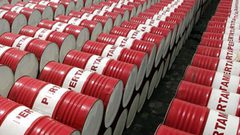 ارتفاع أسعار النفط بعد تراجع كبير في المخزون الأمريكي