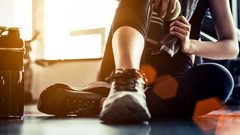 لماذا تحتاج المرأة إلى تمرينات المقاومة بعد 35؟