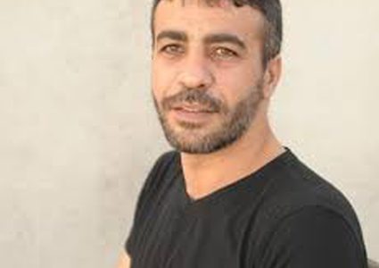 تردي الوضع الصحي للأسير ناصر أبو حميد والاحتلال يماطل بعلاجه