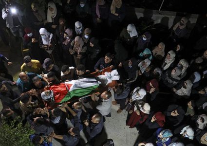 تشييع جثمان الشهيد خبيصة في بلدة بيتا