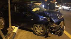 إصابة شابة بجراح خطيرة إثر تعرضها لحادث سير ذاتي