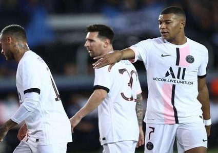 ميسي وراء إفساد العلاقة بين نيمار ومبابي