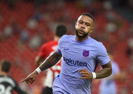 الكشف عن مفاجأة في عقد ديباي