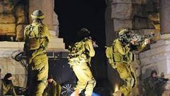 الاحتلال يعتقل 8 مواطنيين من الضفة