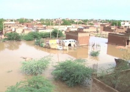 ارتفاع عدد القتلى في الفيضانات إلى 90 في السودان