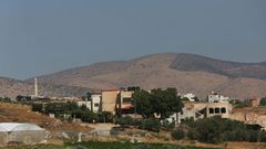 الصليب الأحمر يطلق مشروعا لدعم سكان الأغوار