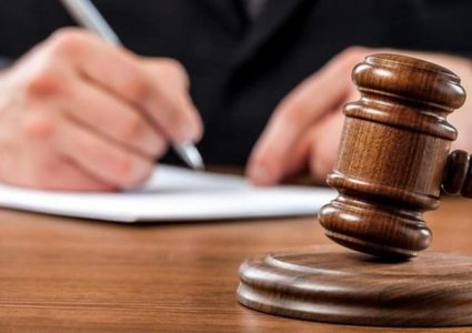 السجن المؤقت لمدة 15 عاما لمدان بتهمة التخابر لجهة معادية