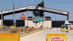 الأردن يعلن رسميا موعد تسيير النقل البري مع سوريا