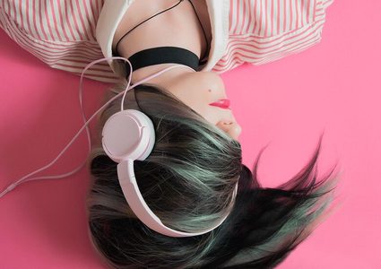 الموسيقى على الإنترنت تنتشر مثل الأمراض المعدية