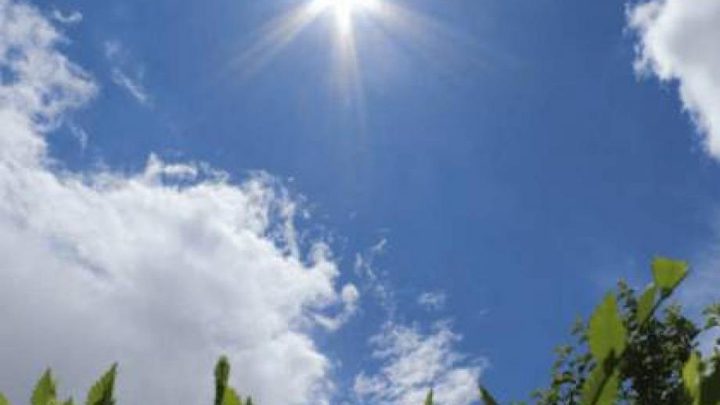 أجواء معتدلة والحرارة أقل من معدلها العام بحدود درجتين