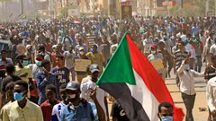 السودان: مسيرات شعبية حاشدة بالخرطوم لدعم التحول الديمقراطيّ