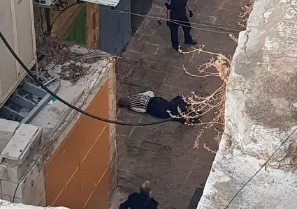 الاحتلال يماطل في تسليم جثمان الشهيدة إسراء خزيمية