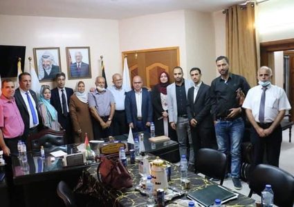 اللجنة الوطنية تعقد اجتماعاً مع مؤسسات وجمعيات ثقافية في غزة