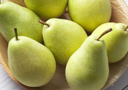 مرضى الجهاز الهضمي محرومون من تناول الكمثرى