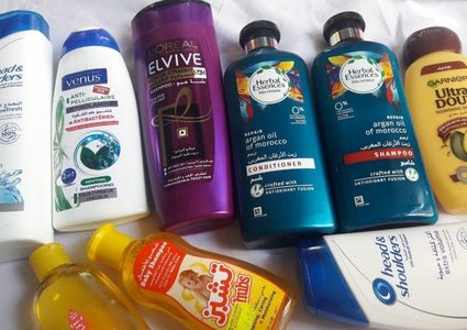 خبراء: الشامبو يحتوي على مكون خطير يسبب تساقط الشعر