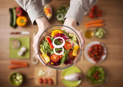 أخصائية توضح لـ"النجاح" أهمية التغذية السليمة لمحاربة سرطان الثدي