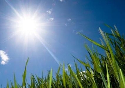 الطقس: ارتفاع طفيف على درجات الحرارة والأجواء معتدلة