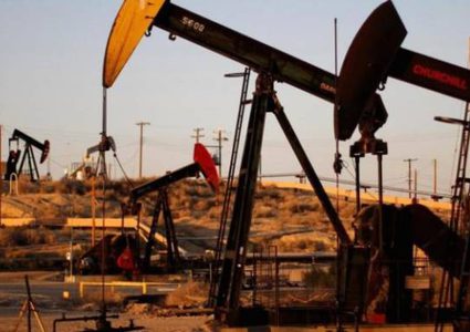 الخام الأمريكي يبلغ أعلى مستوى منذ 2014