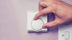 علماء: النوم في غرفة باردة هو الأفضل لصحتك