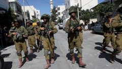 الاحتلال يقتحم قرى غرب جنين ويستجوب المواطنين