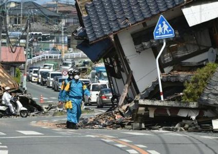 ارتفاع مصابي زلزال اليابان إلى 43 شخصا