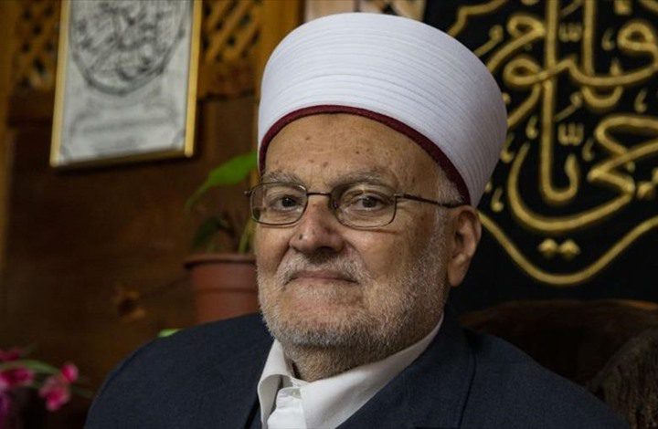 ‏‏‏الأوقاف تستنكر قرار الاحتلال إبعاد الشيخ عكرمة صبري عن الأقصى