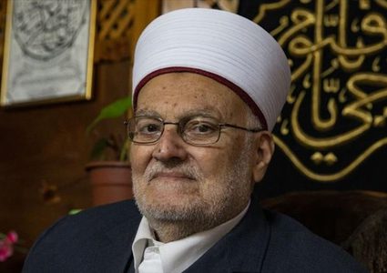 ‏‏‏الأوقاف تستنكر قرار الاحتلال إبعاد الشيخ عكرمة صبري عن الأقصى