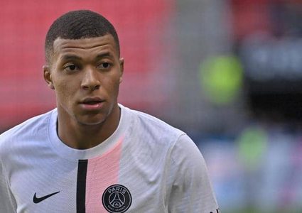 مبابي ينهي الجدل حول مصيره بهذا الاعتراف