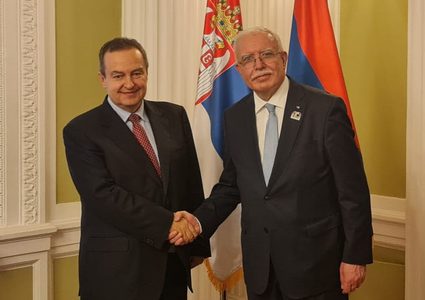 وزير الخارجية يلتقي رئيس البرلمان الصربي