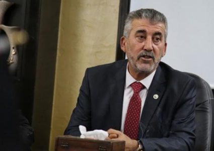 الصالح: غرف صفية جديدة بمدارس قريبة من الجدار بقلقيلية