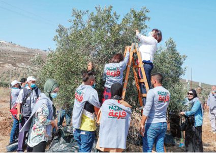 انطلاق الحملة الوطنية "فزعة" لدعم صمود المزارعين في دورا الخليل