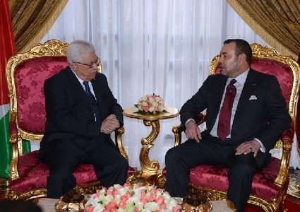 الرئيس عباس يهنئ العاهل المغربي بنجاح الانتخابات وتعيين الحكومة