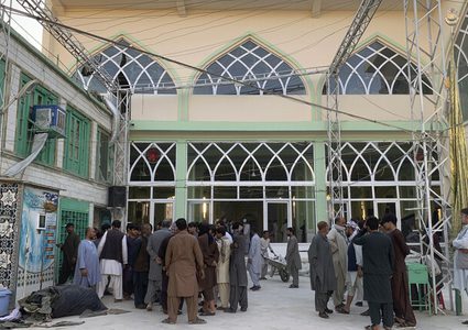 ارتفاع حصيلة القتلى بالهجوم الانتحاري جنوب أفغانستان إلى 62 شخصا