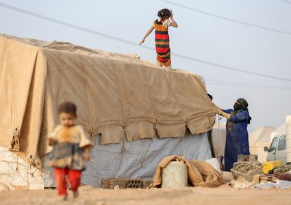 هجمات الحوثي على مأرب شردت 10 آلاف نازح يمني