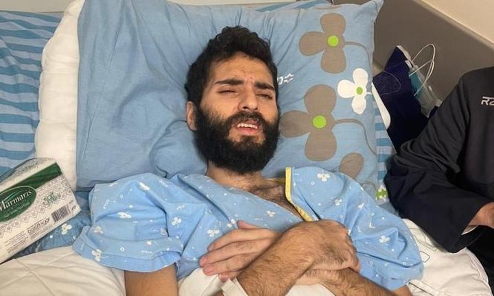 تظاهرة أمام مستشفى كابلان بأراضي الـ48 تضامنا مع الأسير القواسمة