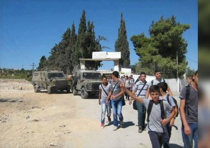 شرطة الاحتلال تسلم مدير مدرسة المالح بلاغا لمراجعتها