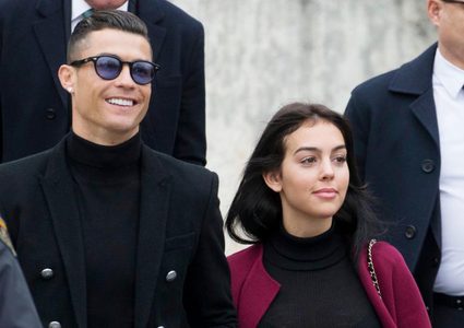 رونالدو يفاجئ جورجينا بهدية "مختلفة" ثمنها 120 ألف يورو